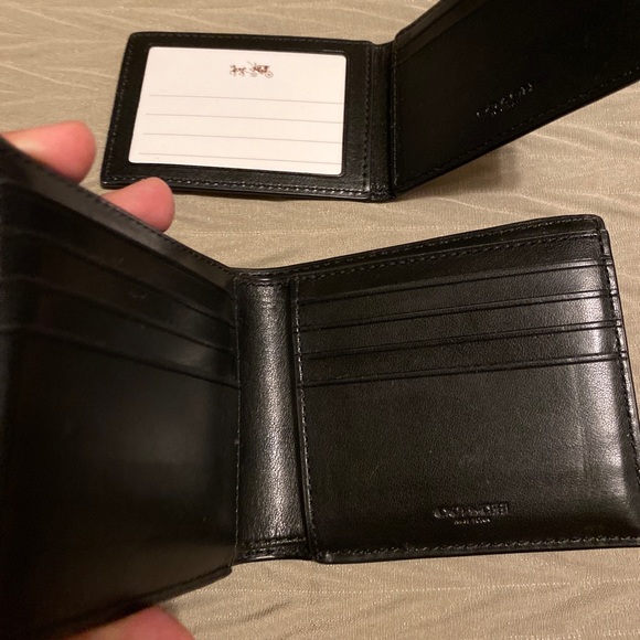 ✅Men’s Coach Double Wallet new with tags 🏷 !!!!!✅ - Picture 8 of 10